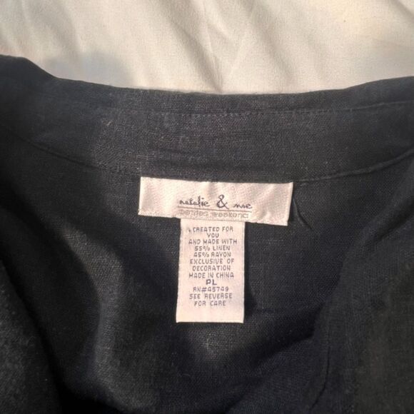 Vintage linen blend black and pink cocktail button down - Picture 5 of 5